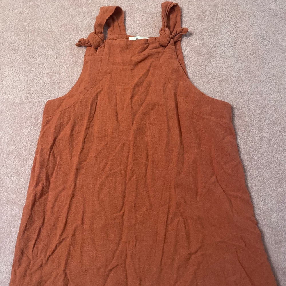 Adorable burnt orange linen tank top